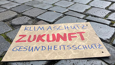 Klimademo Leipzig Schild.jpg